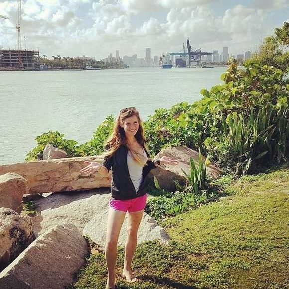 Meet your Posher, Jennifer - Picture 1 of 1